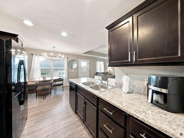 1340 S Rome Avenue, Republic, MO 65738