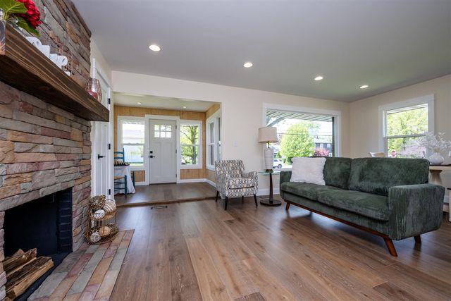 1503 Langley Avenue, Saint Joseph, MI 49085