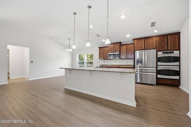 531 GRAMPIAN HIGHLANDS Drive, St. Johns, FL 32259