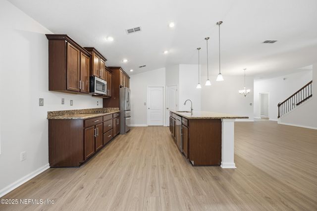 531 GRAMPIAN HIGHLANDS Drive, St. Johns, FL 32259