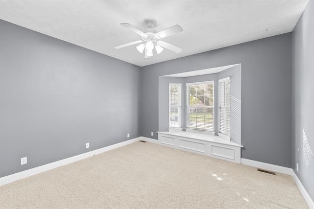 2247 River Trail Rd, Salina, KS 67401