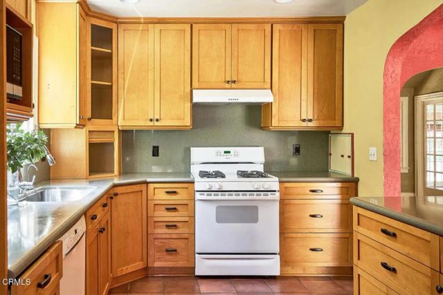 201 W Terrace Street, Altadena, CA 91001