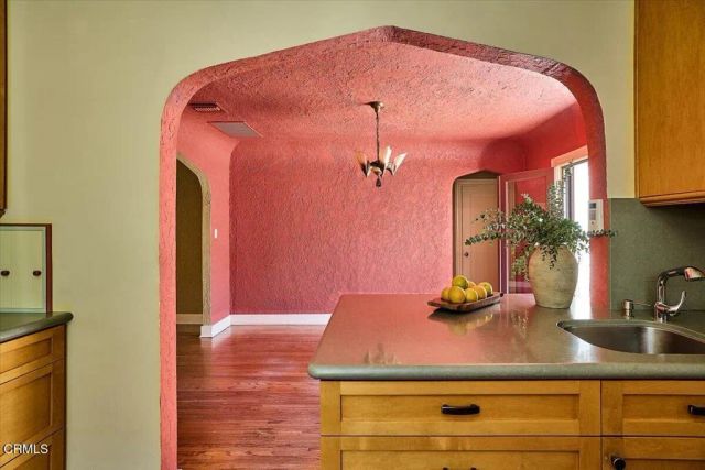 201 W Terrace Street, Altadena, CA 91001