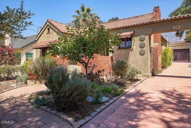 201 W Terrace Street, Altadena, CA 91001