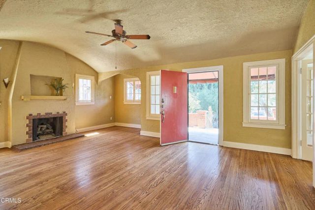 201 W Terrace Street, Altadena, CA 91001