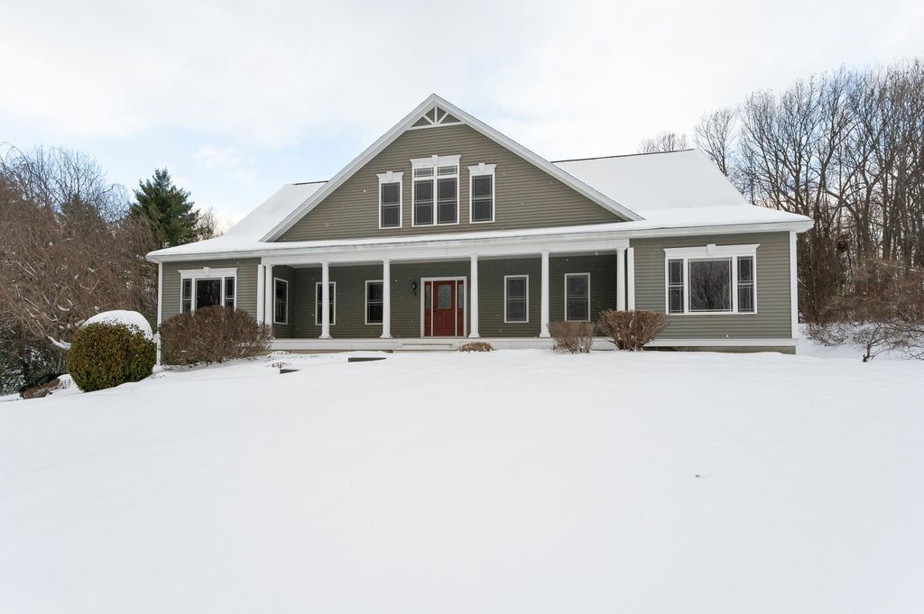 30 Horizon Drive, Goffstown, NH 03045