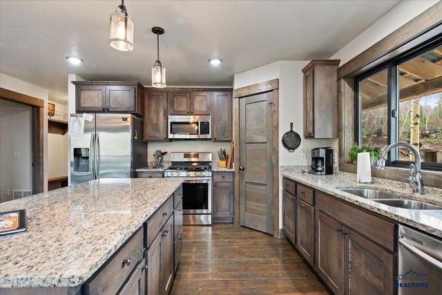 21183 LOST CAMP TRAIL, Lead, SD 57754