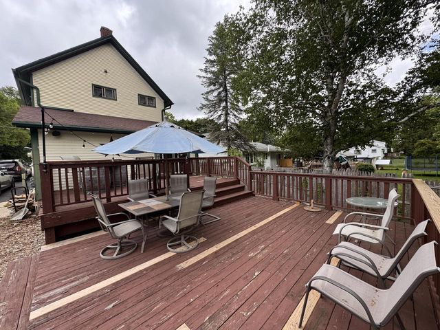 S77W25235 National AVENUE, Waukesha, WI 53189