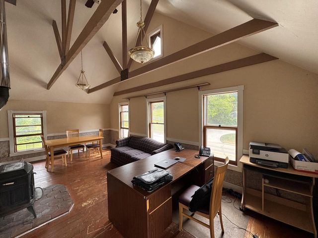 S77W25235 National AVENUE, Waukesha, WI 53189