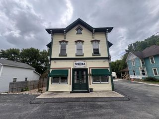 S77W25235 National AVENUE, Waukesha, WI 53189