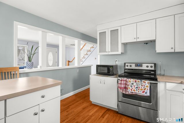 42 Westerleigh Road, New Haven, CT 06511