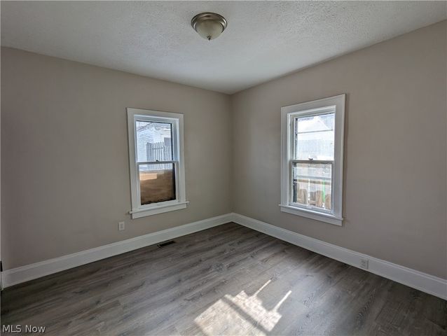 4945 E 86th Street 2, Garfield Heights, OH 44125