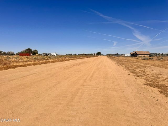 Ave C4 & 88th St West Street, Lancaster, CA 93536