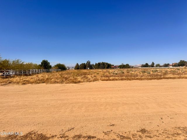 Ave C4 & 88th St West Street, Lancaster, CA 93536