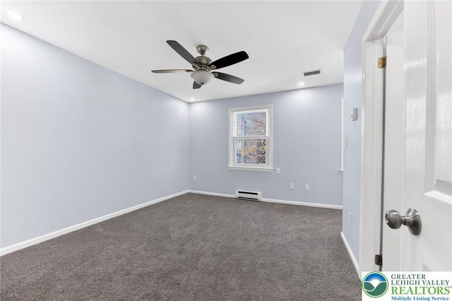 1930 Cricklewood, Upper Macungie Twp, PA 18051