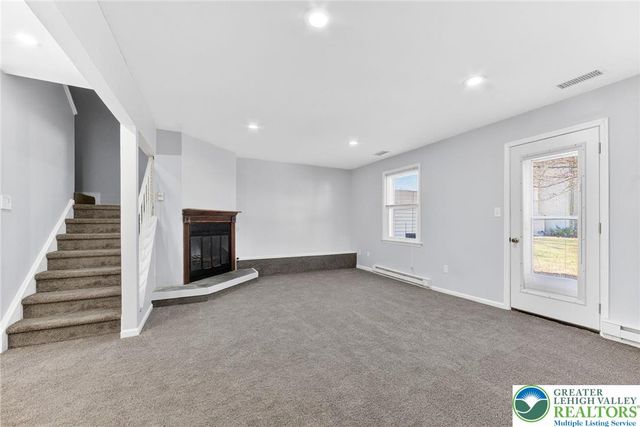 1930 Cricklewood, Upper Macungie Twp, PA 18051