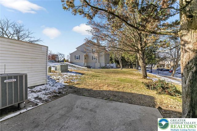 1930 Cricklewood, Upper Macungie Twp, PA 18051