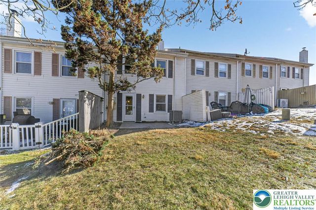 1930 Cricklewood, Upper Macungie Twp, PA 18051