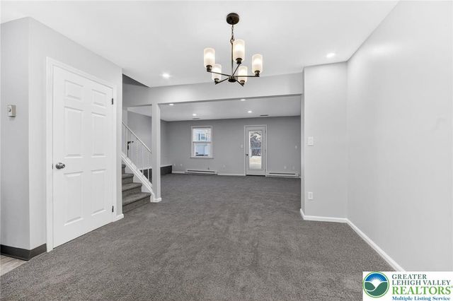 1930 Cricklewood, Upper Macungie Twp, PA 18051