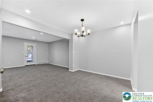 1930 Cricklewood, Upper Macungie Twp, PA 18051