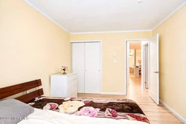 110 Amberly Drive G, Manalapan, NJ 07726