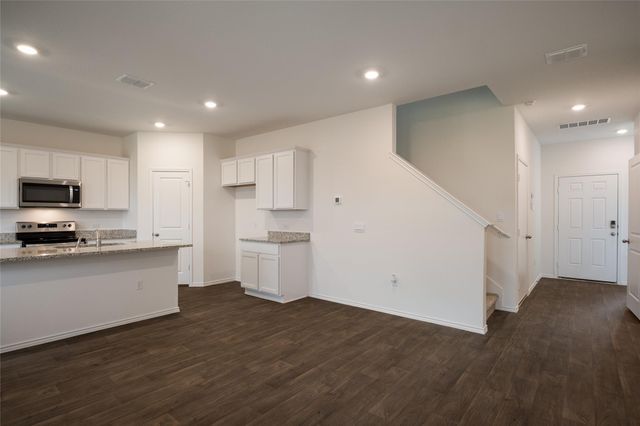 15100-B Welsh Cob RD, Manor, TX 78653