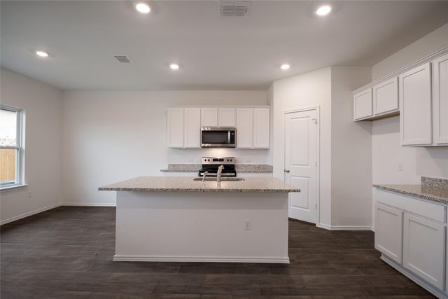 15100-B Welsh Cob RD, Manor, TX 78653