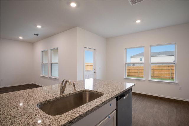 15100-B Welsh Cob RD, Manor, TX 78653