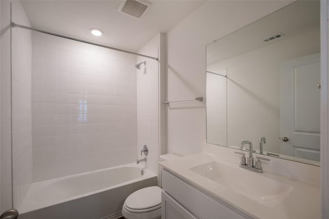 15100-B Welsh Cob RD, Manor, TX 78653