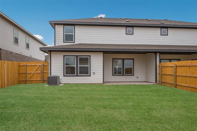 15100-B Welsh Cob RD, Manor, TX 78653