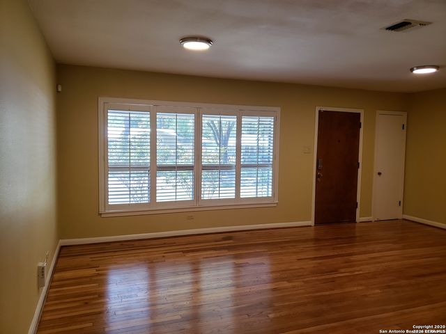 514 Adrian, San Antonio, TX 78213