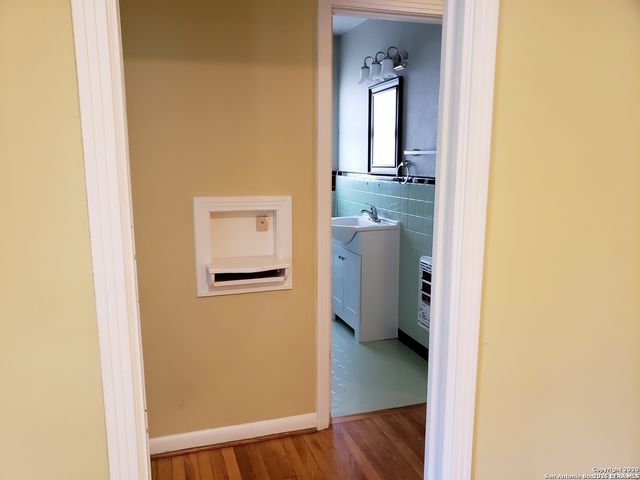 514 Adrian, San Antonio, TX 78213