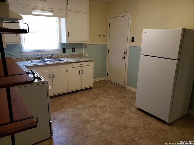514 Adrian, San Antonio, TX 78213