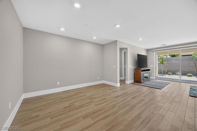 10089 Honey Rose Avenue, Las Vegas, NV 89143