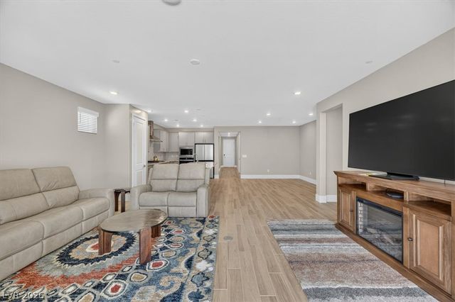 10089 Honey Rose Avenue, Las Vegas, NV 89143