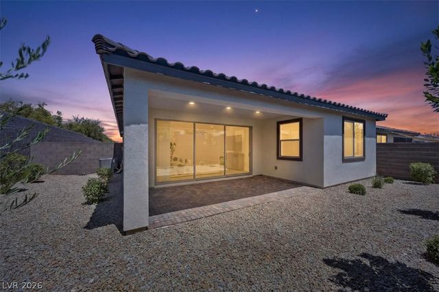 10089 Honey Rose Avenue, Las Vegas, NV 89143