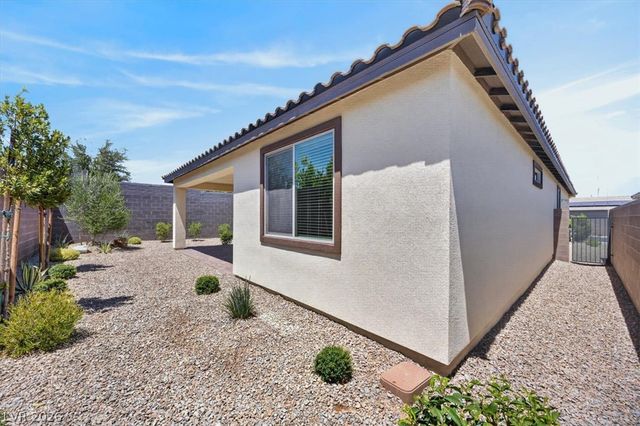 10089 Honey Rose Avenue, Las Vegas, NV 89143