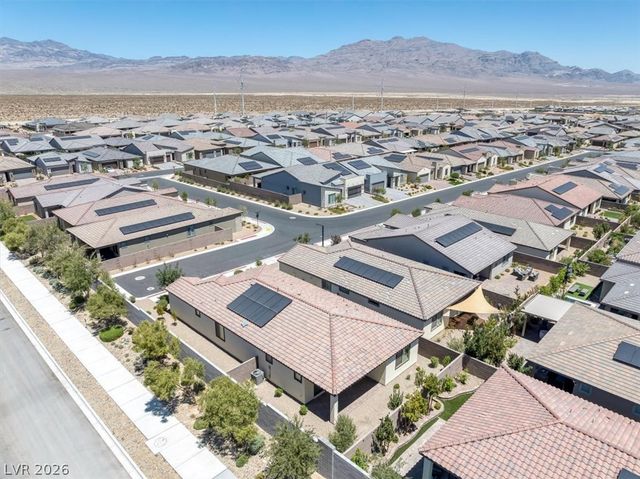 10089 Honey Rose Avenue, Las Vegas, NV 89143