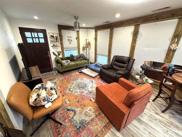 129 Garrotsville Street, Houston, TX 77022