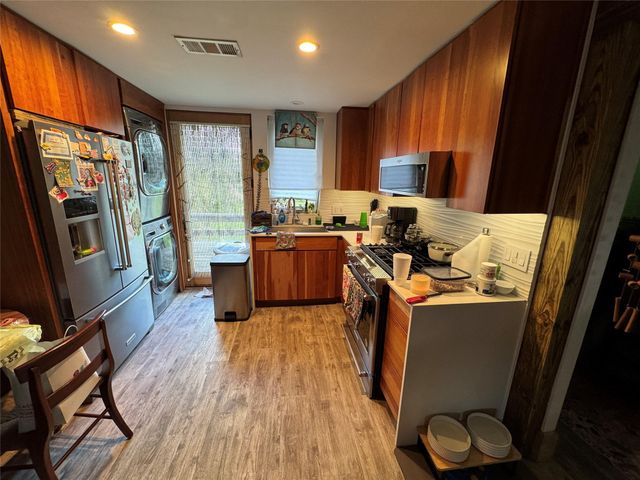 129 Garrotsville Street, Houston, TX 77022