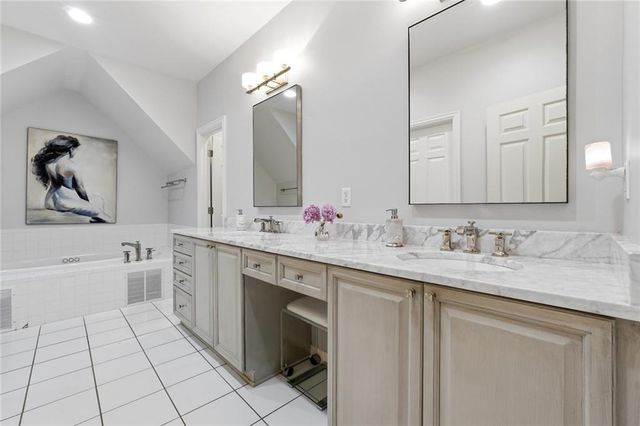 121 Brookview Circle, Atlanta, GA 30339
