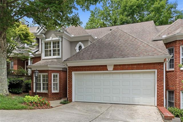 121 Brookview Circle, Atlanta, GA 30339