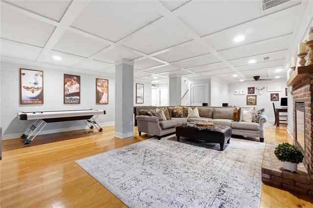 121 Brookview Circle, Atlanta, GA 30339