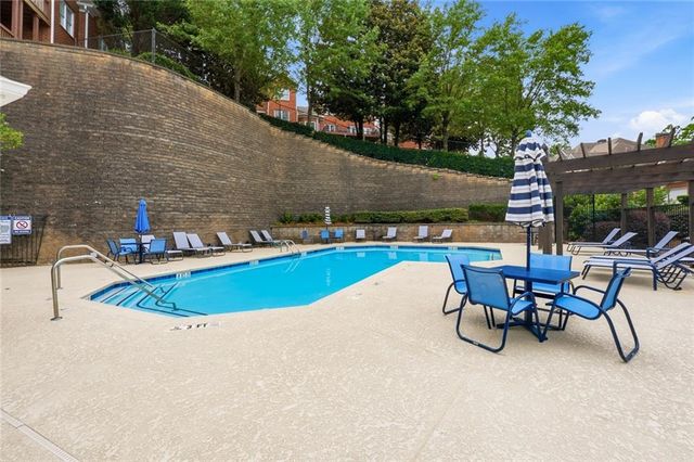 121 Brookview Circle, Atlanta, GA 30339