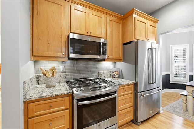121 Brookview Circle, Atlanta, GA 30339