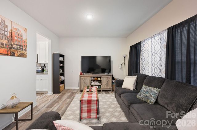 609 N Mulberry Street, Statesville, NC 28677