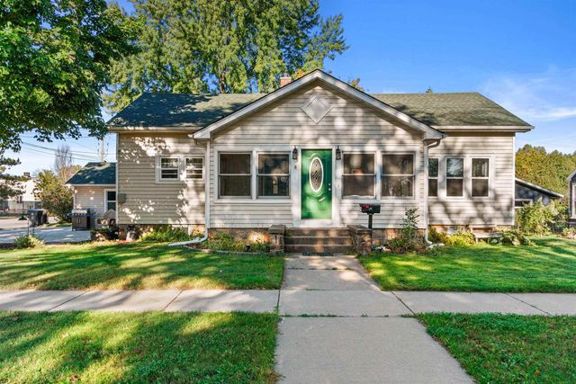 111 3RD STREET, Port Edwards, WI 54469
