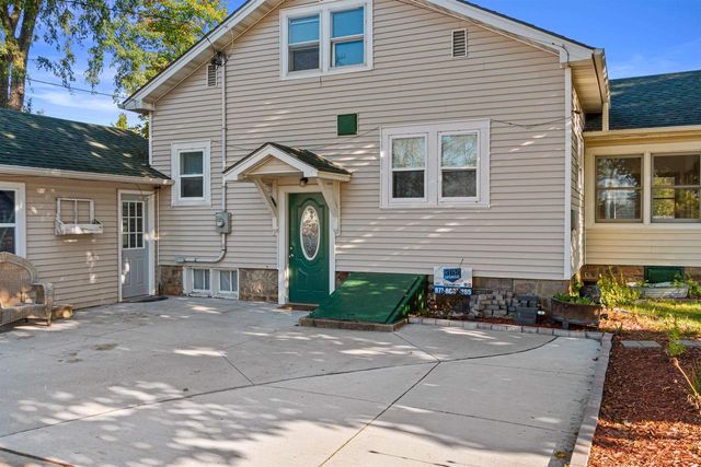 111 3RD STREET, Port Edwards, WI 54469