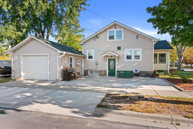 111 3RD STREET, Port Edwards, WI 54469