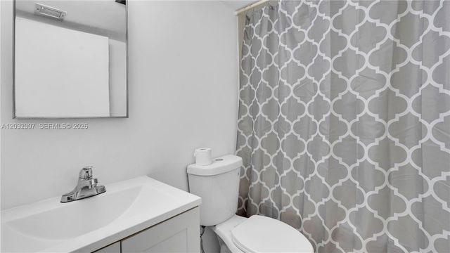 546 SW 1st Street 603, Miami, FL 33130